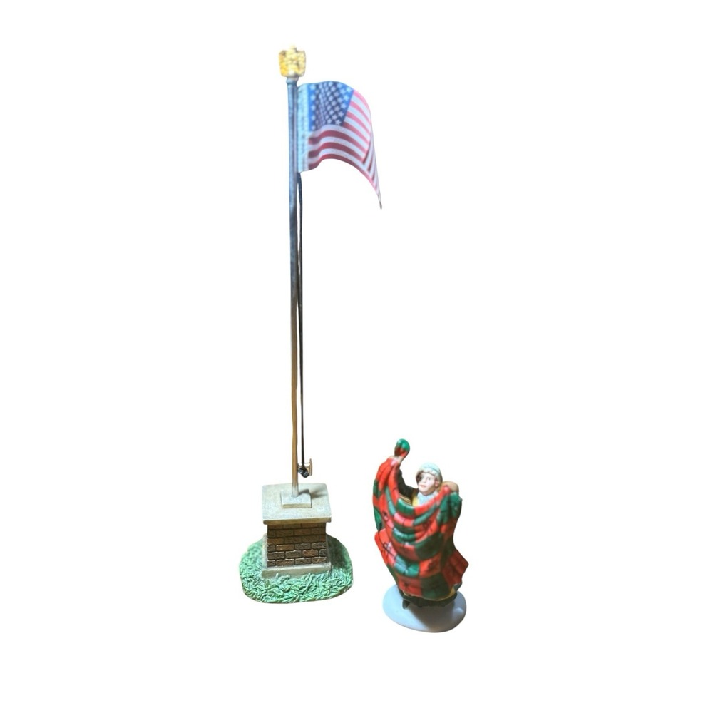 Dept 56 Heritage Village Christmas Bazaar Handmade Quilts #56594 American Flag